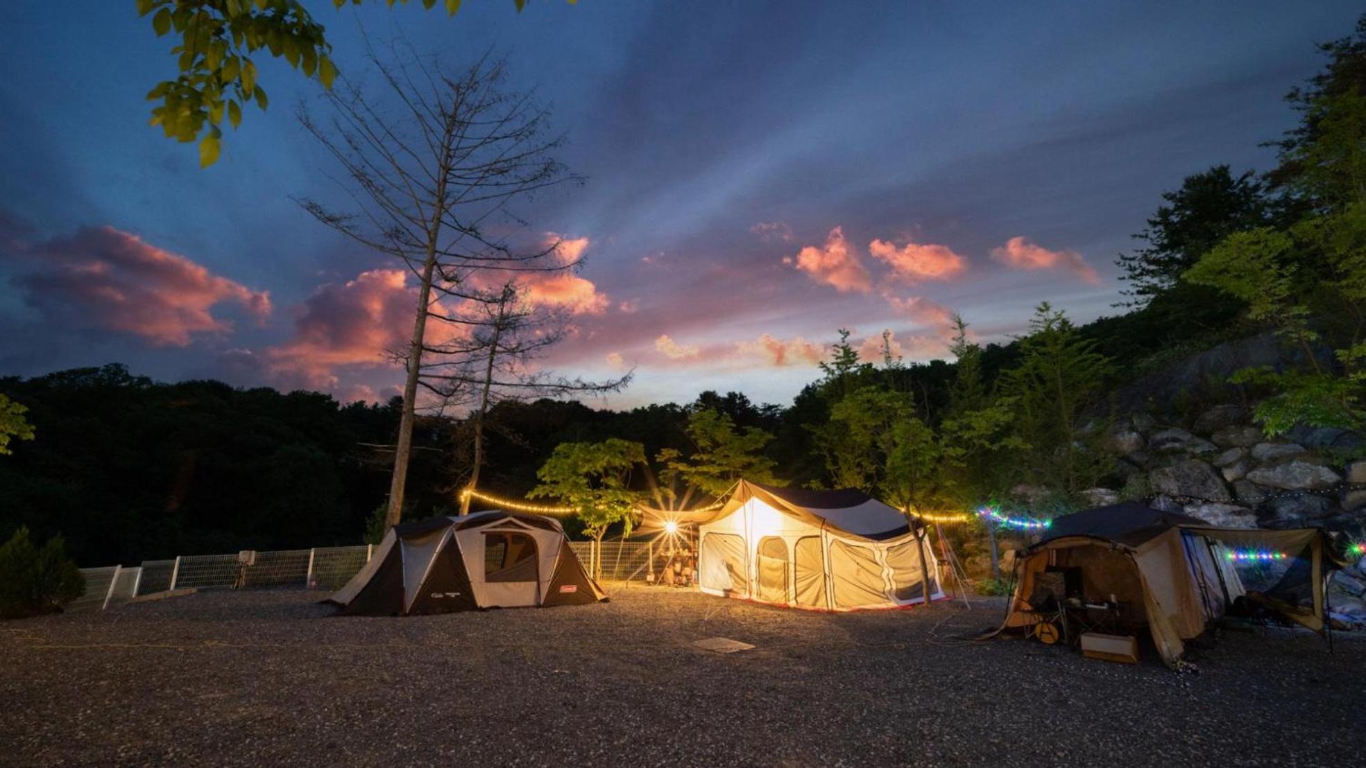 Hongcheon D-Day Pension&Camping Exterior foto